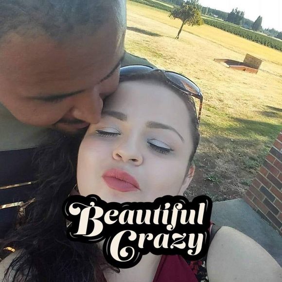 Meet your Posher, Jessica - Picture 1 of 1